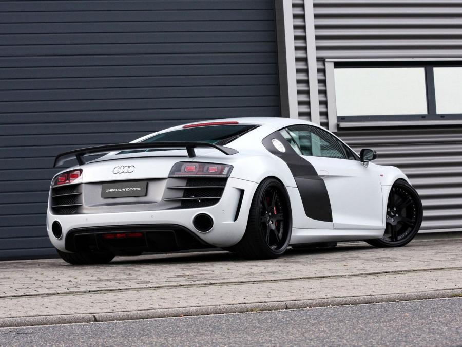  Audi R8 GT by Wheelsandmore 2011 года  (фото 2 из 2)